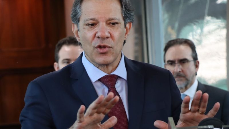 Motta mostrou compromisso com equilíbrio em reforma do IR, diz Haddad