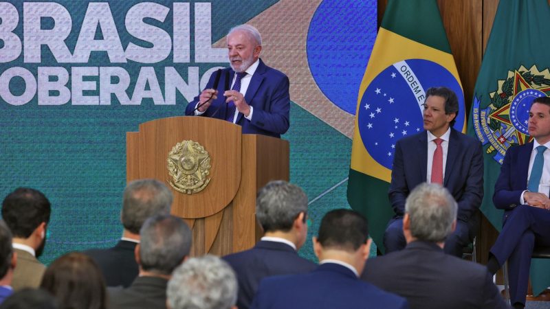 “Mundo está ávido para fazer negociação com o Brasil”, afirma Lula