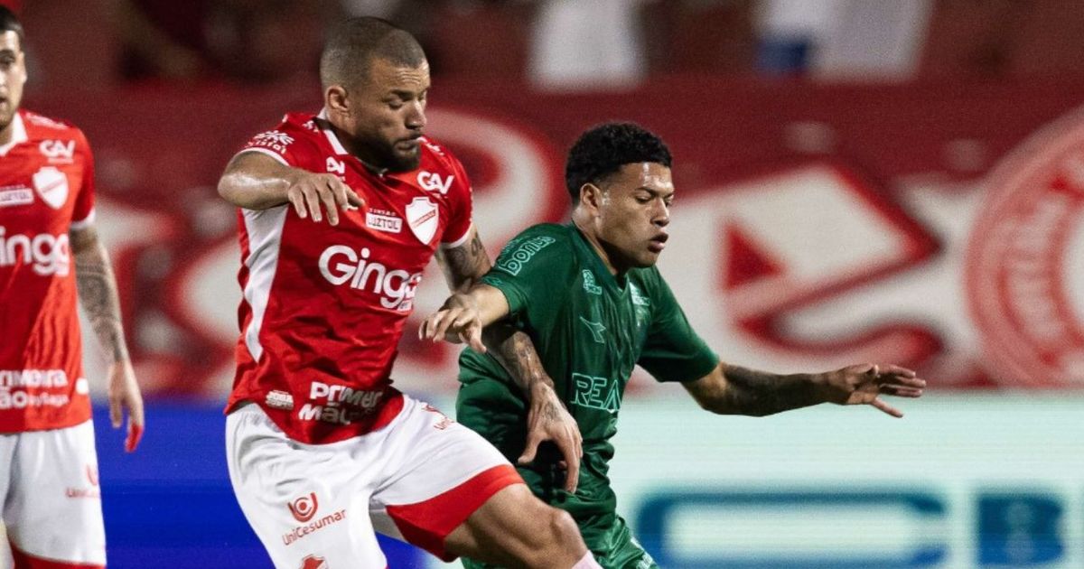 árbitro justifica na súmula expulsão do volante Filipe Machado