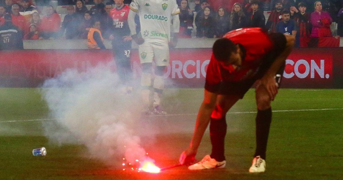 multidão atleticana se cansa da péssima campanha na Série B