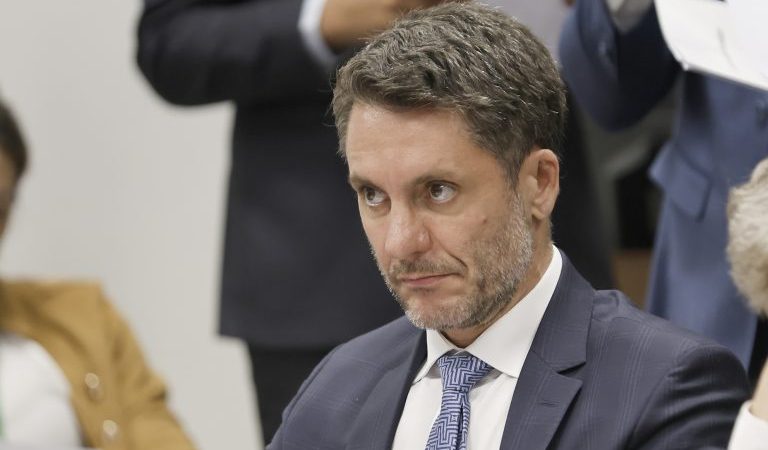 Comissão aprova inclusão de educação financeira no currículo dos ensinos fundamental e médio – Notícias