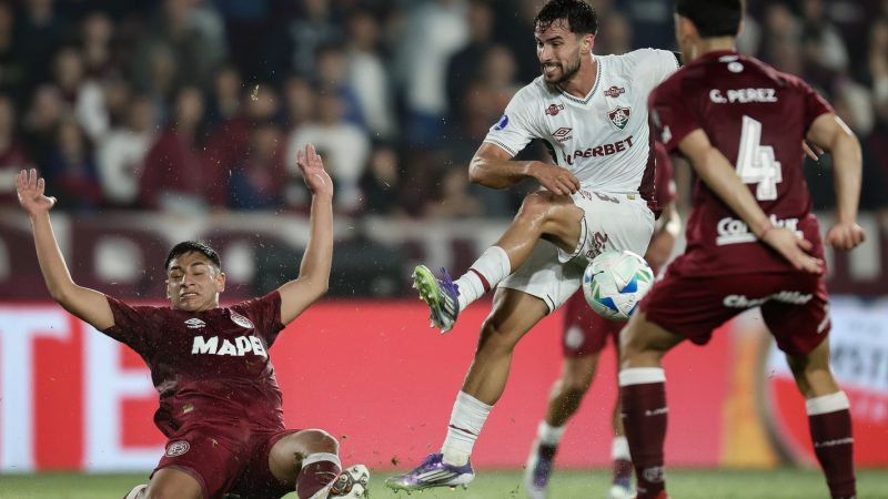 Fluminense sai em desvantagem diante do Lanús na Copa Sul-Americana