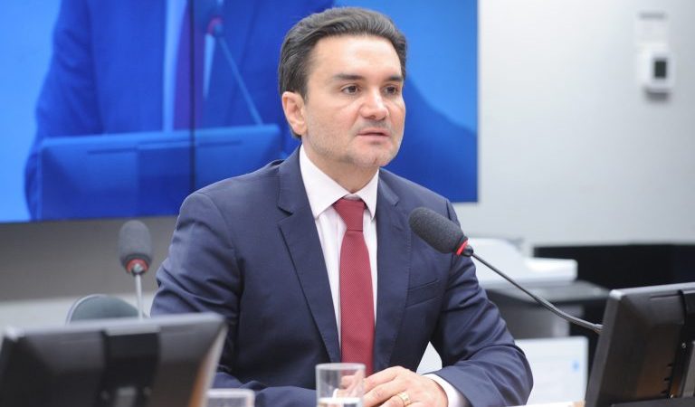 Celso Sabino faz balanço de sua gestão e projeta 10 milhões de turistas estrangeiros em 2025 – Notícias