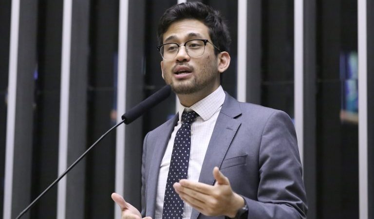 Comissão debate projeto que isenta compras internacionais de até 50 dólares de Imposto de Importação – Notícias