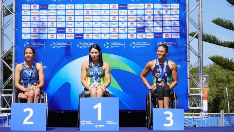 Jéssica Ferreira conquista bronze no Mundial de triatlo paralímpico