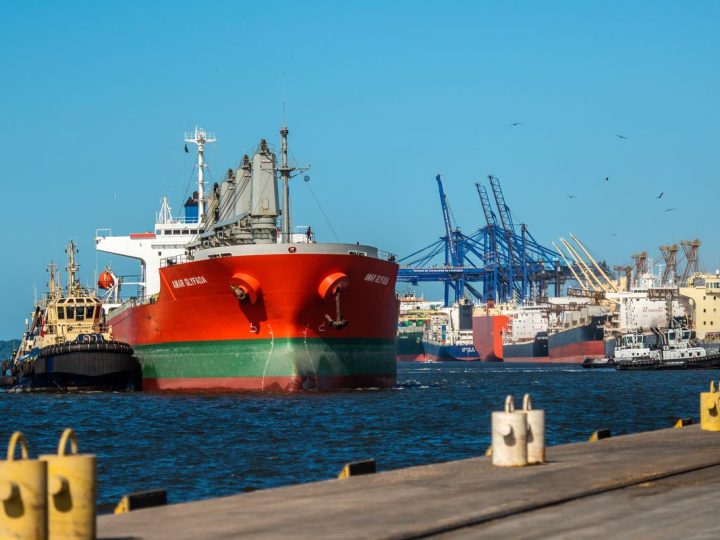 Modelo do Porto de Paranaguá deve inspirar mais leilões, diz ministro