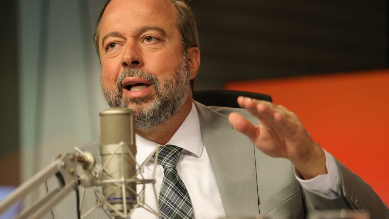 Governador e ministro apoiam estudo da Petrobras na Margem Equatorial
